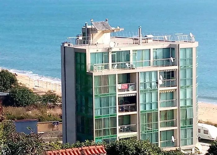 17 Kabakum Beach, Vladimir Raichev 63 Appartement