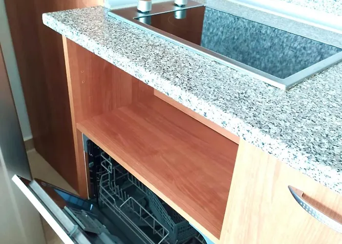 17 Kabakum Beach, Vladimir Raichev 63 Apartament *